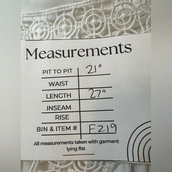 Max Studio Women's White Eyelet Blouse Size L??? - Picture 9 of 9